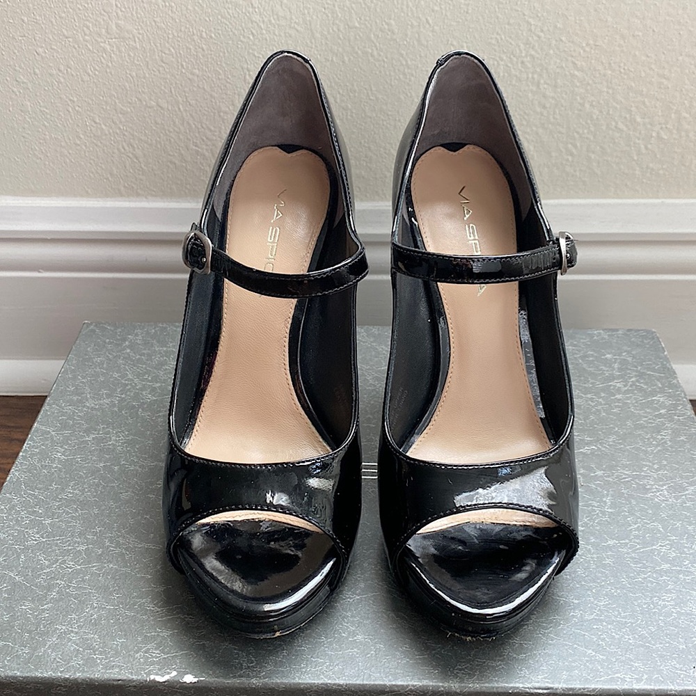 Black Patent Leather Via Spiga Mary Jane Peep-Toe Platform Heels